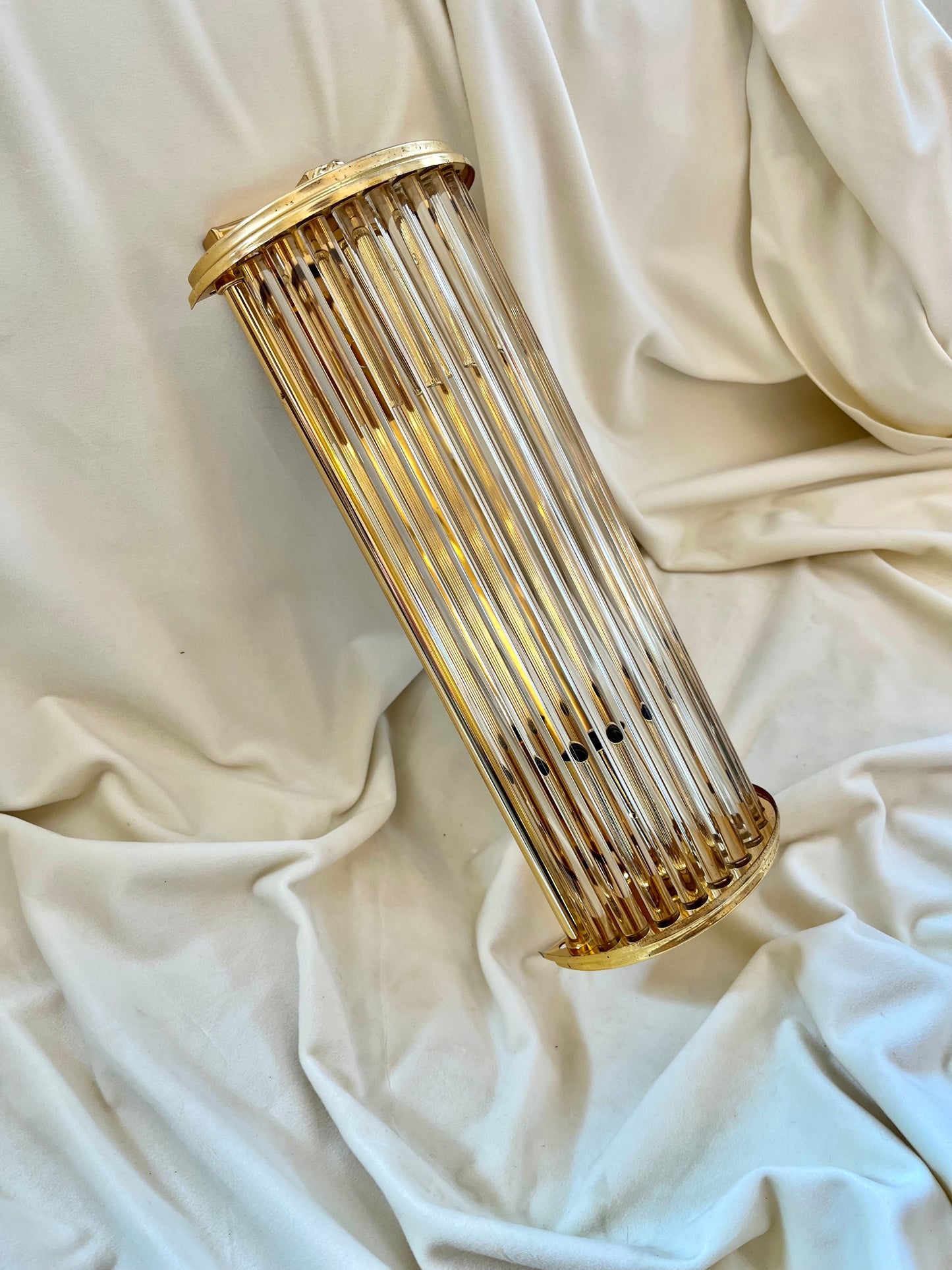 Honsel sieninis šviestuvas su stiklo strypais