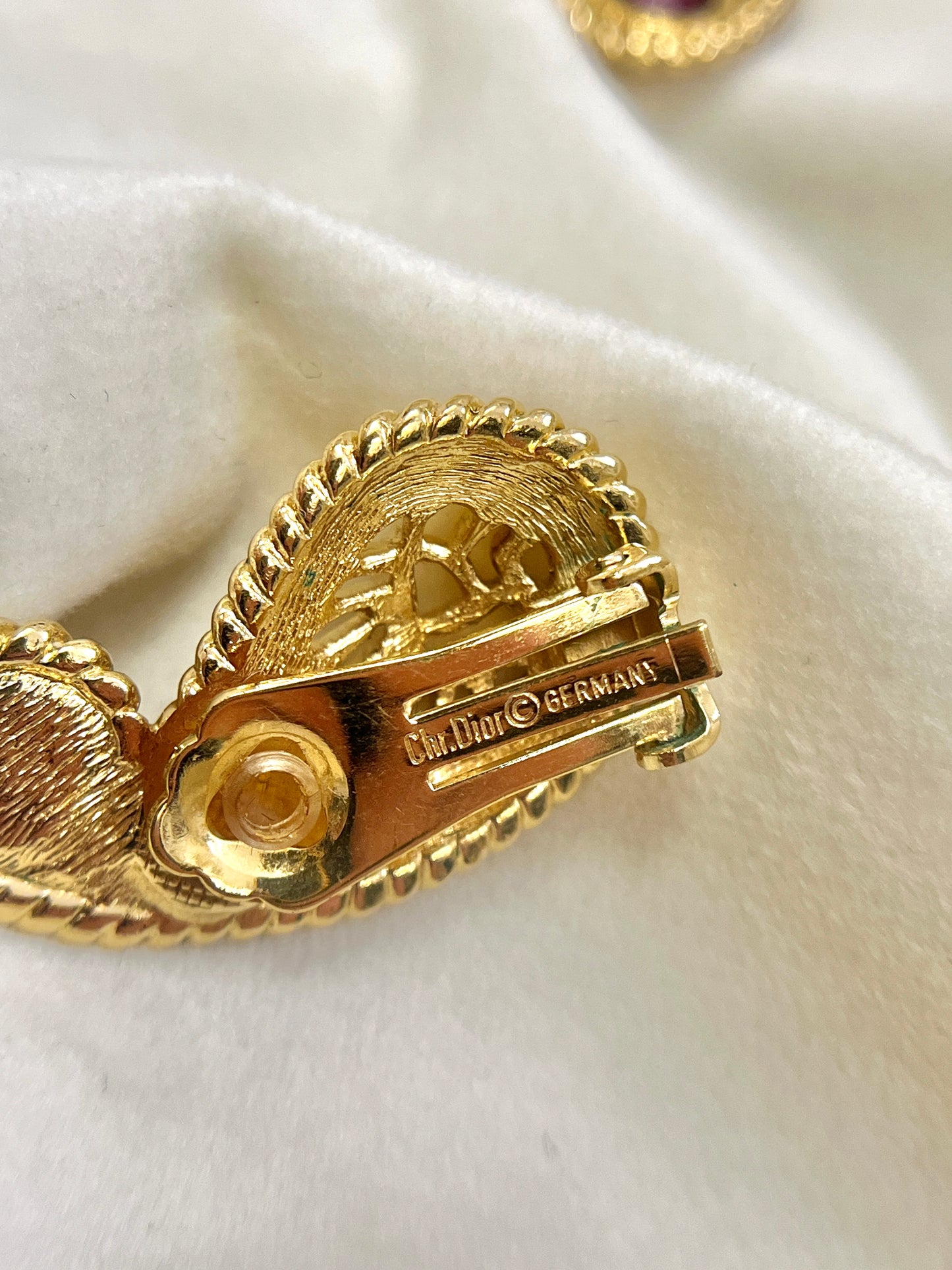 Auksuoti Christian dior auskarai