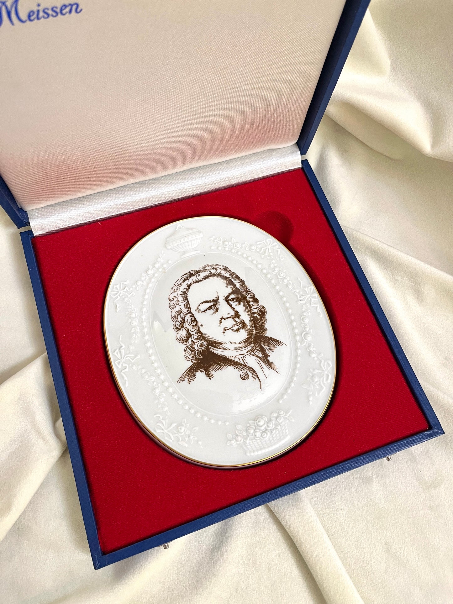 Limituoto leidimo Meissen porceliano paveikslėliai