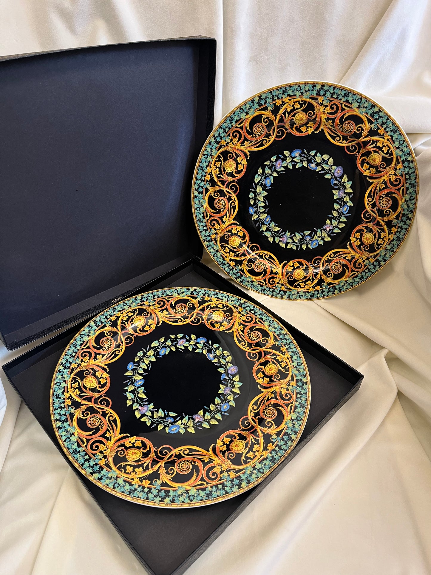 Versace lėkštės
