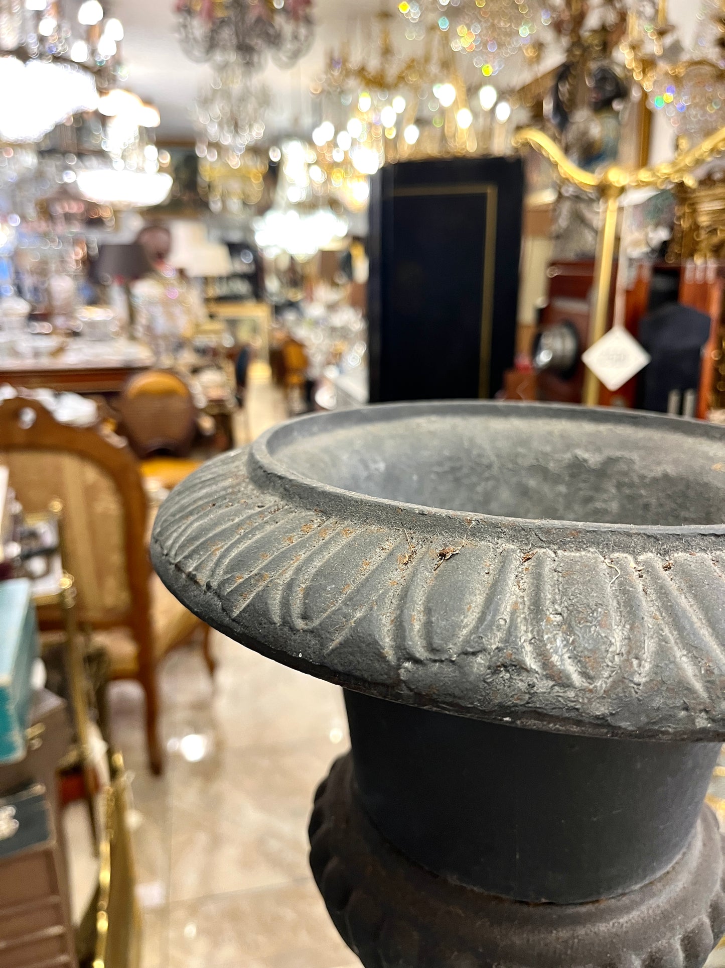 Ketaus lauko vazonas (yra keli vnt.)