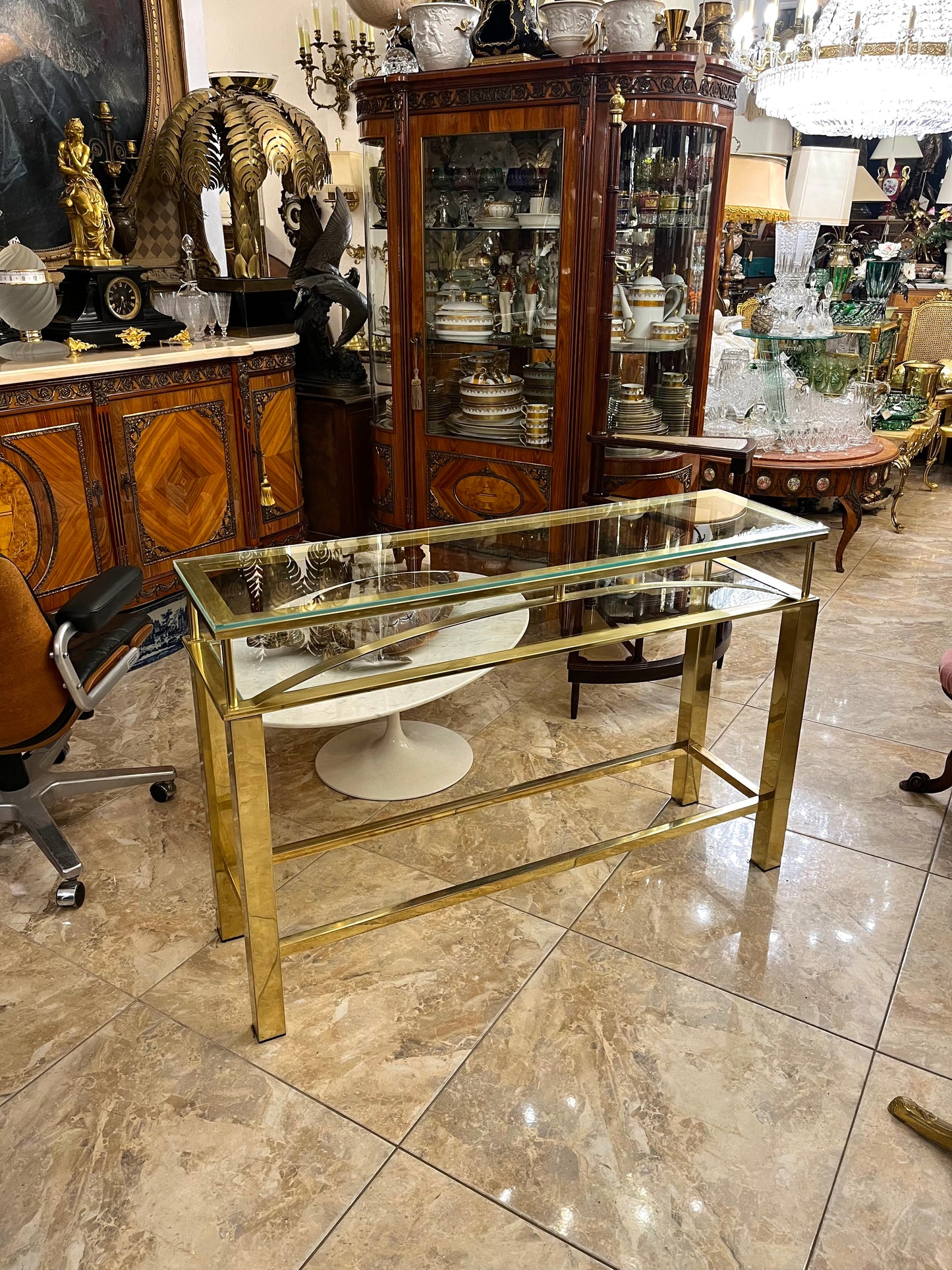 Žalvarinė konsolė su stiklu