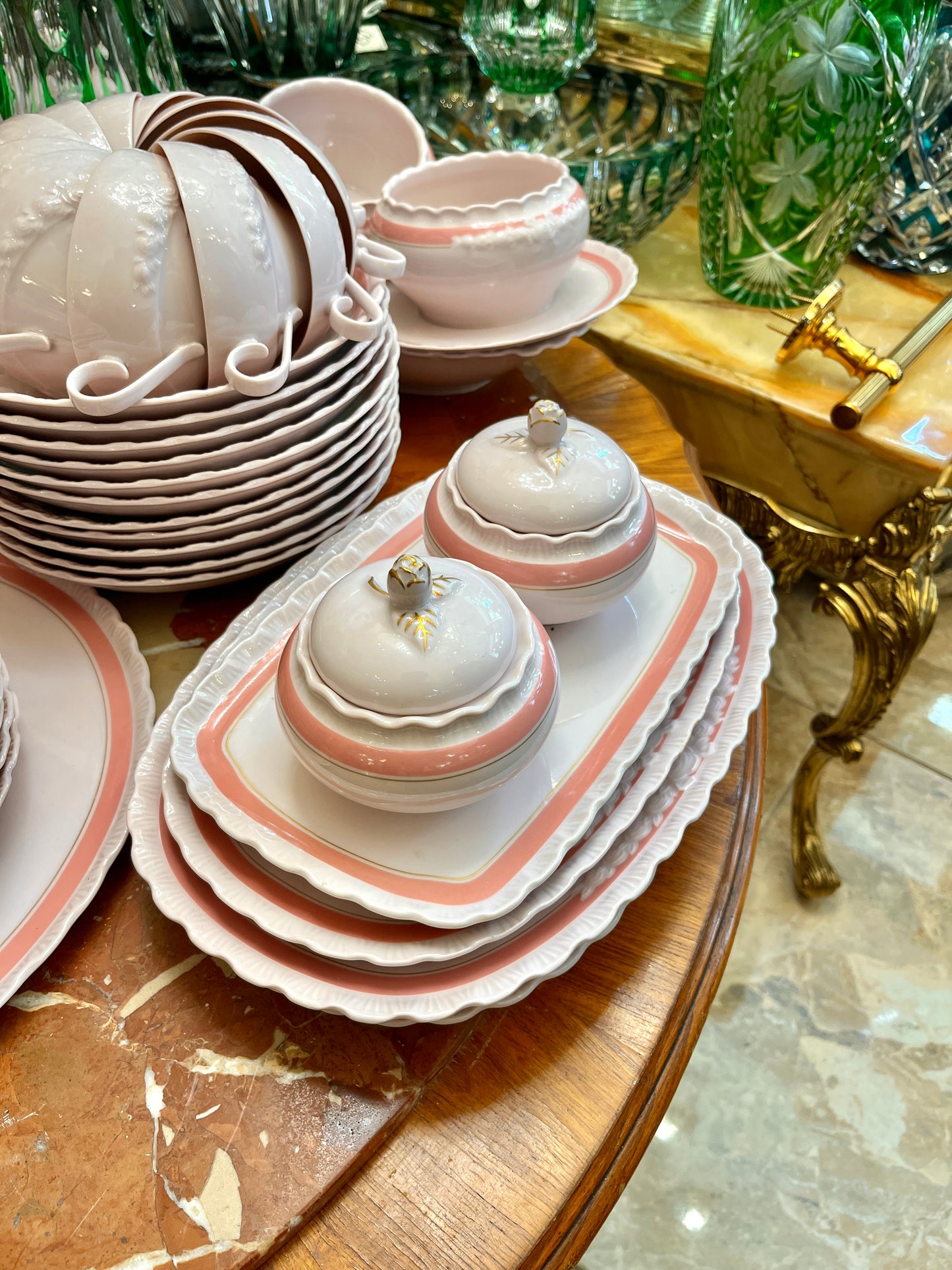 Hutschenreuther „Porcelaine Rose“ 12-os asmenų servizas