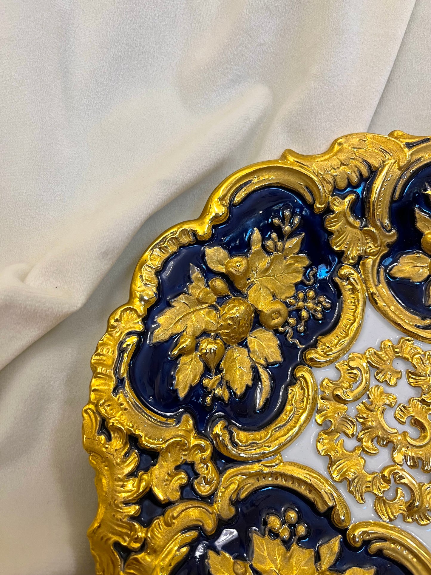 Meissen porceliano lėkštė su kobalto glazūra