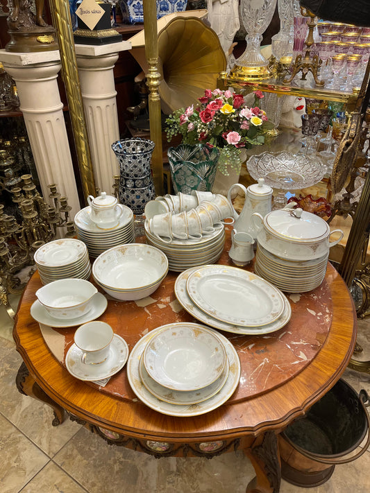 Prabangus Noritake Japan „Highclere“ porcelianinis pietų servizas 12-ai asmenų