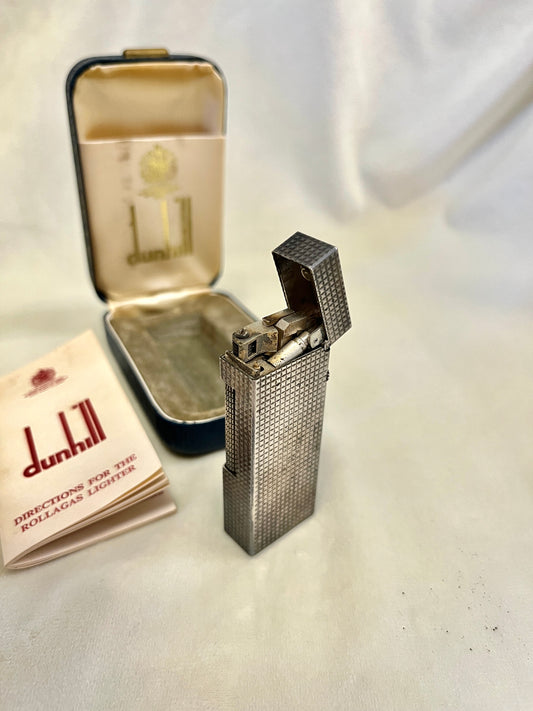 Sidabruotas “Dunhill” žiebtuvėlis