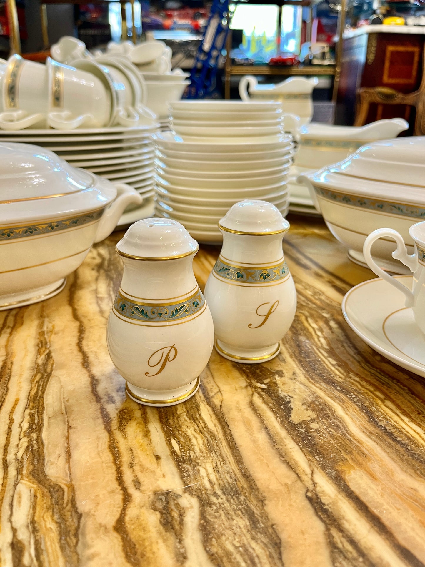 12-os asmenų Villeroy & Boch „Villa Medici“ porceliano servizas