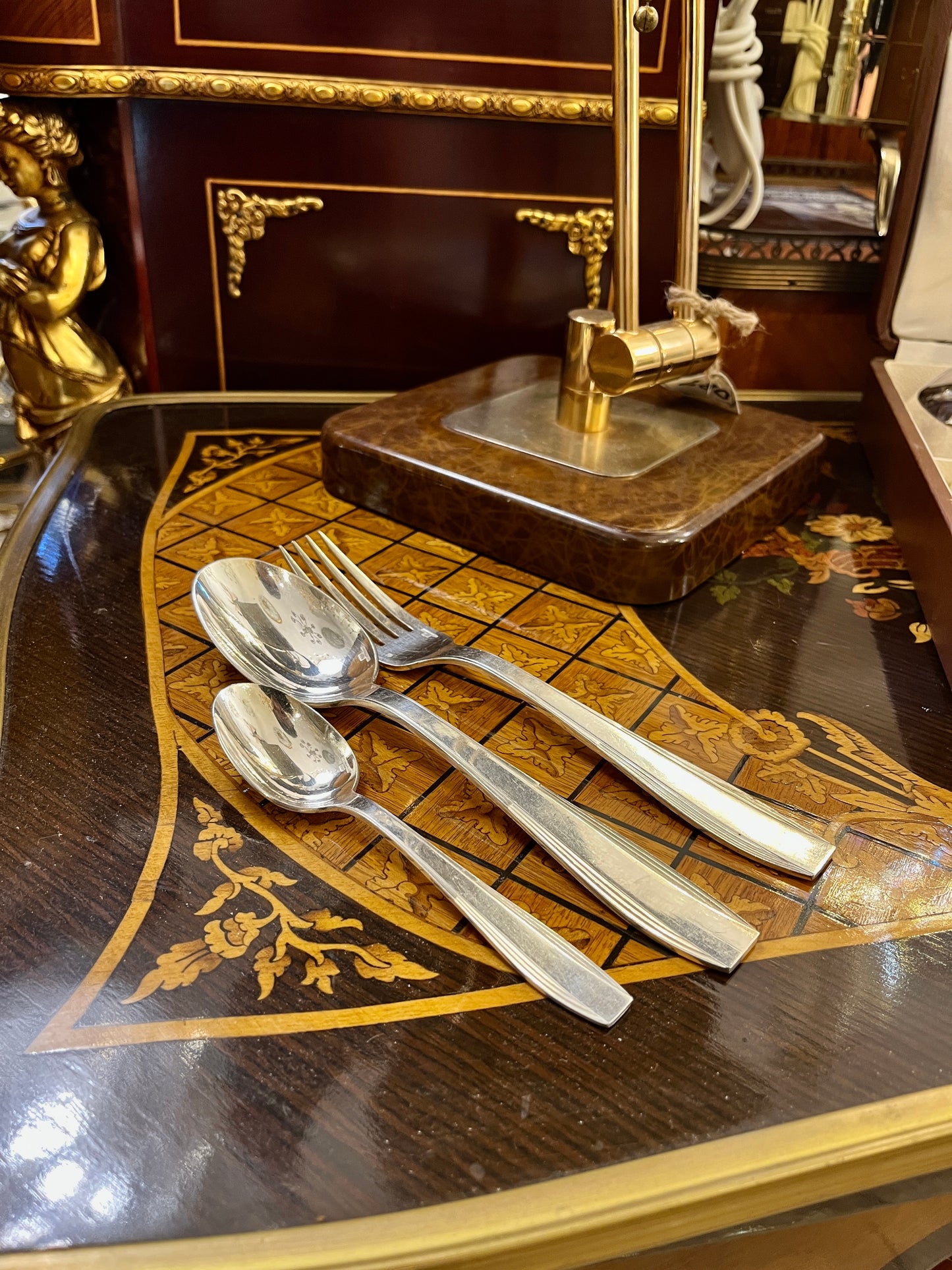 Sidabru dengti “Christofle” stalo įrankiai