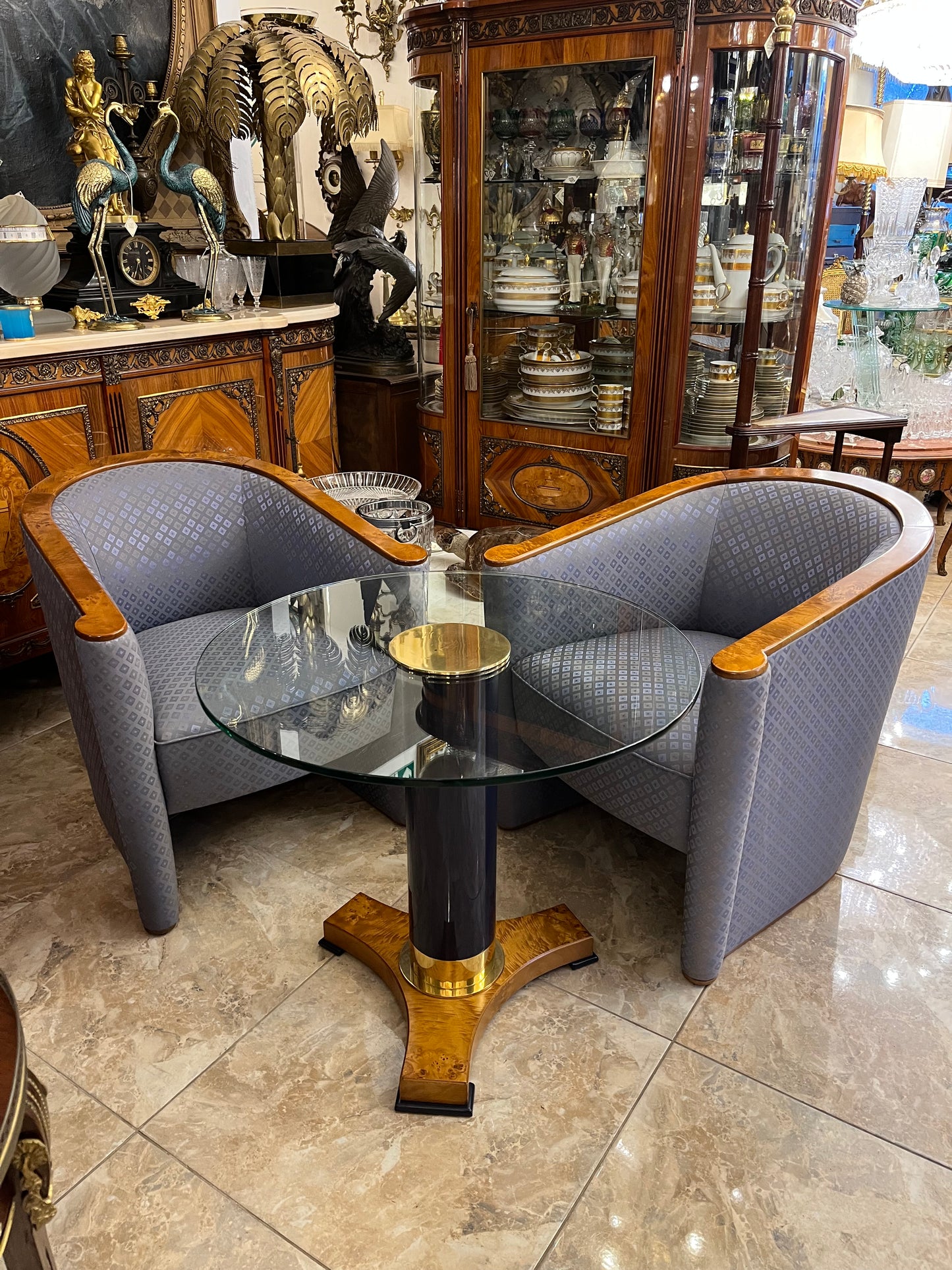 Art Deco krėslai su staliuku