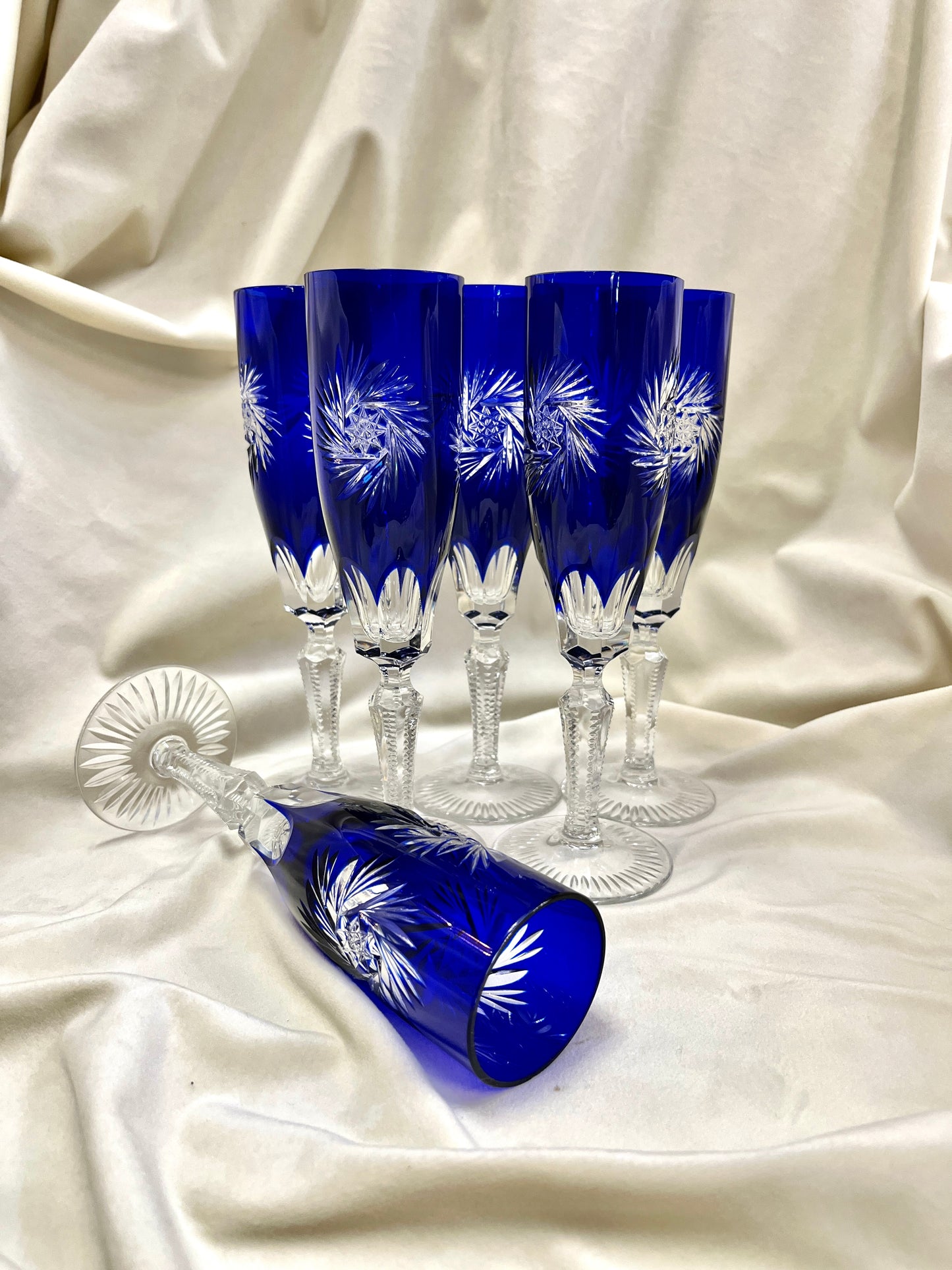 Krištolinių šampano taurių rinkinys