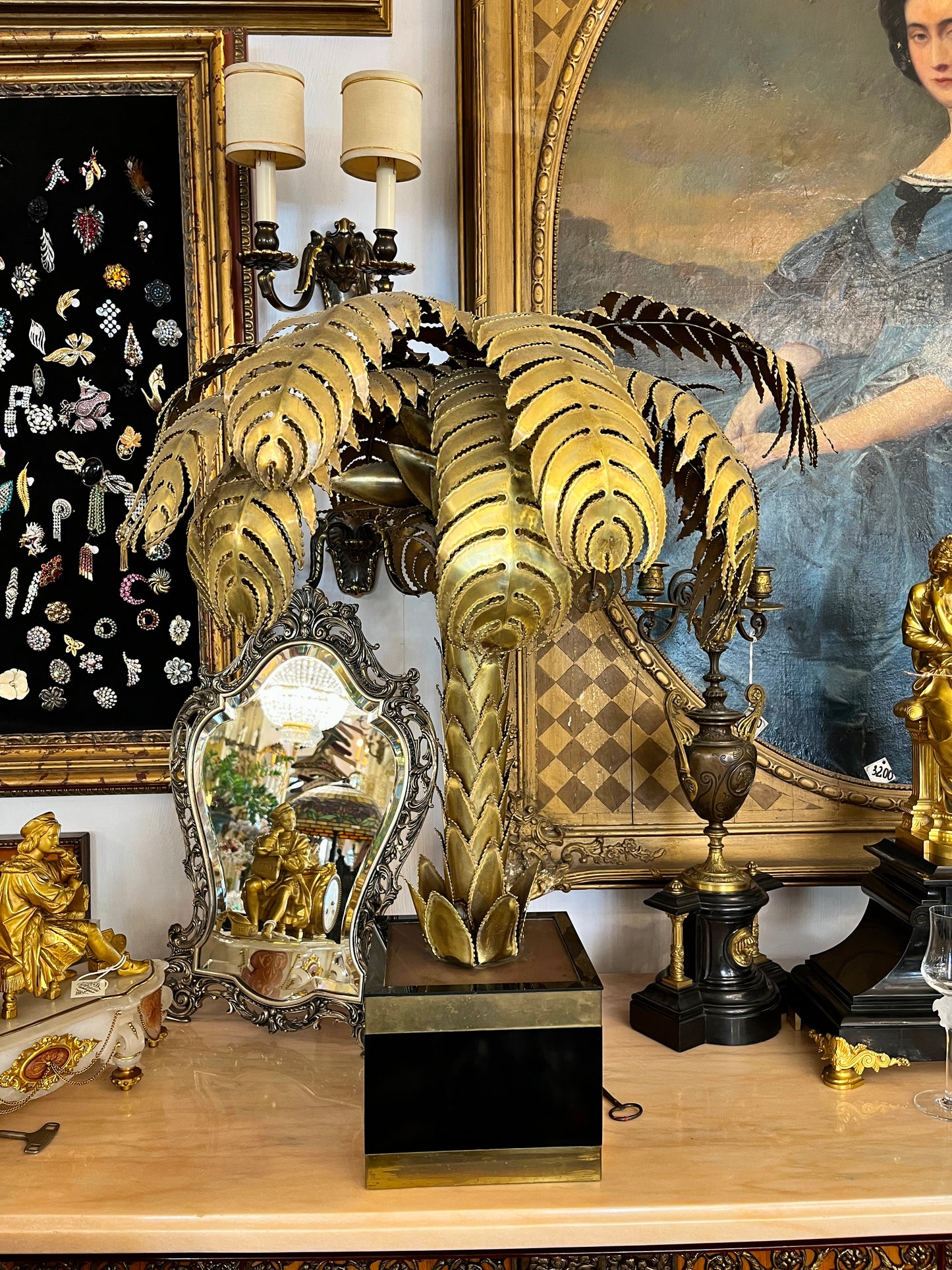Maison Jansen „Palm Tree“ stalo šviestuvų pora, Prancūzija