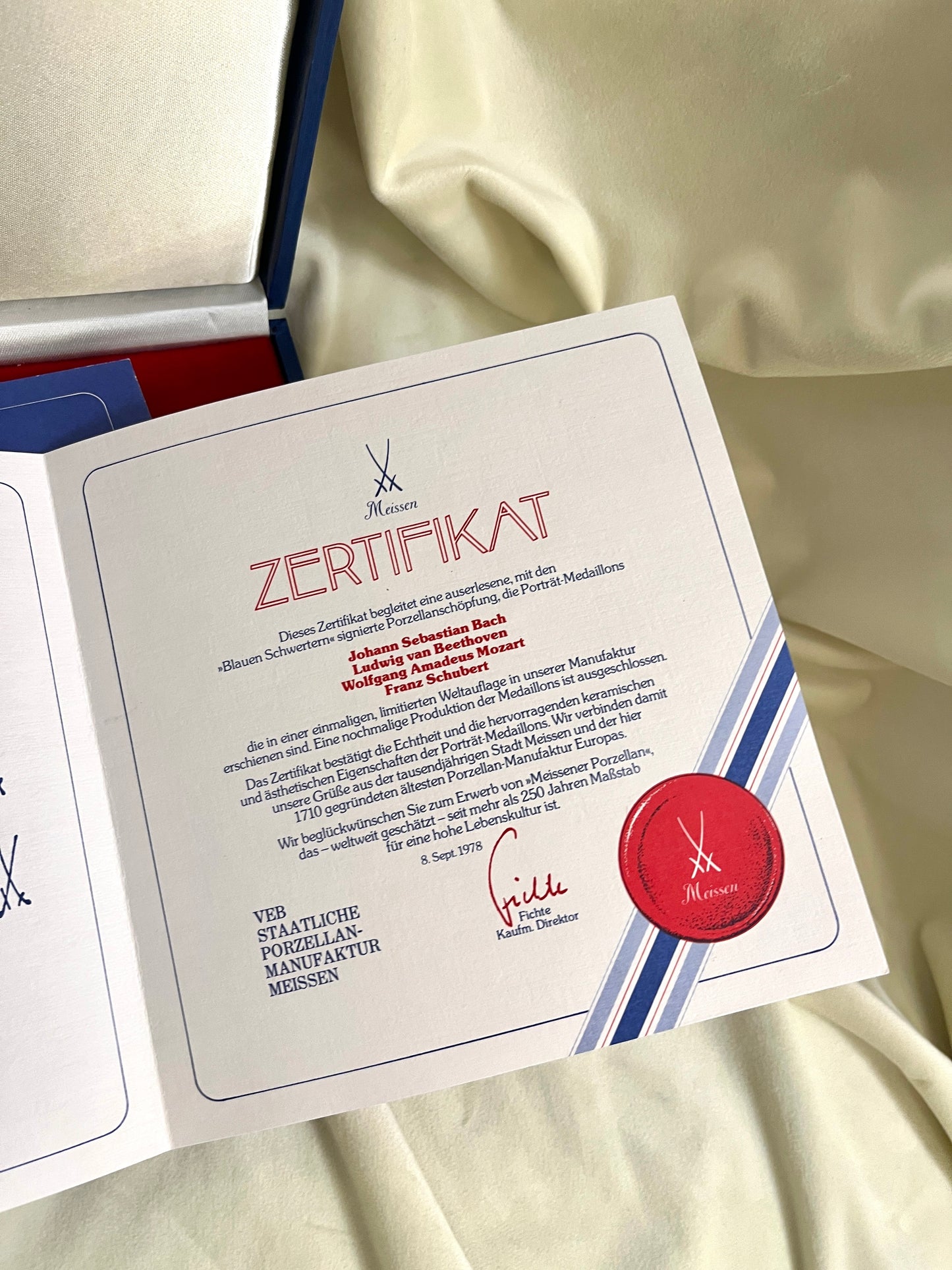 Limituoto leidimo Meissen porceliano paveikslėliai