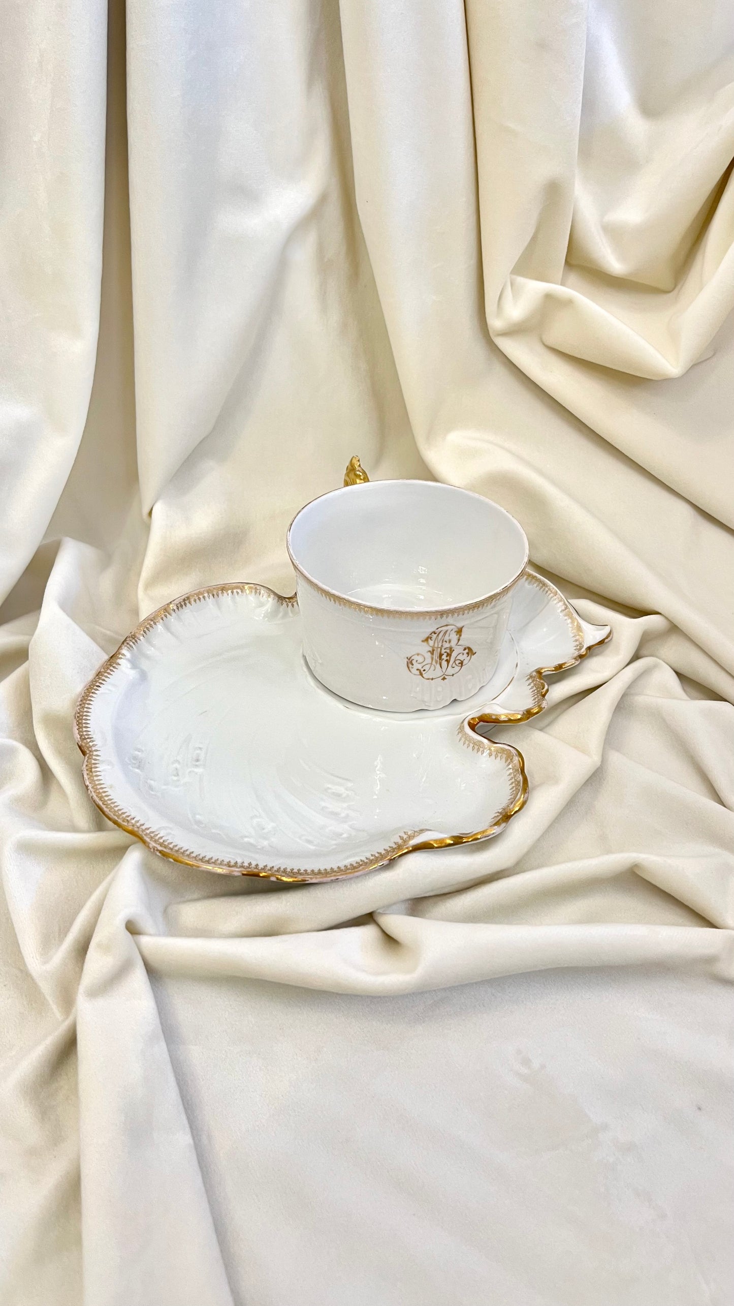 Didelis Limoges porceliano puodelis