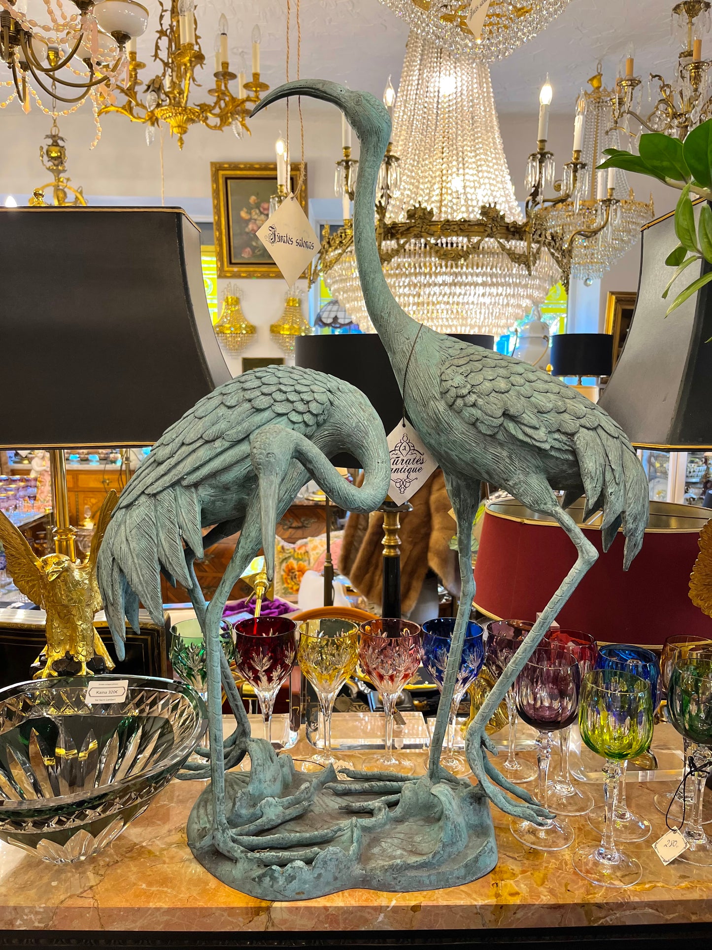 Bronzinė gervių poros skulptūra