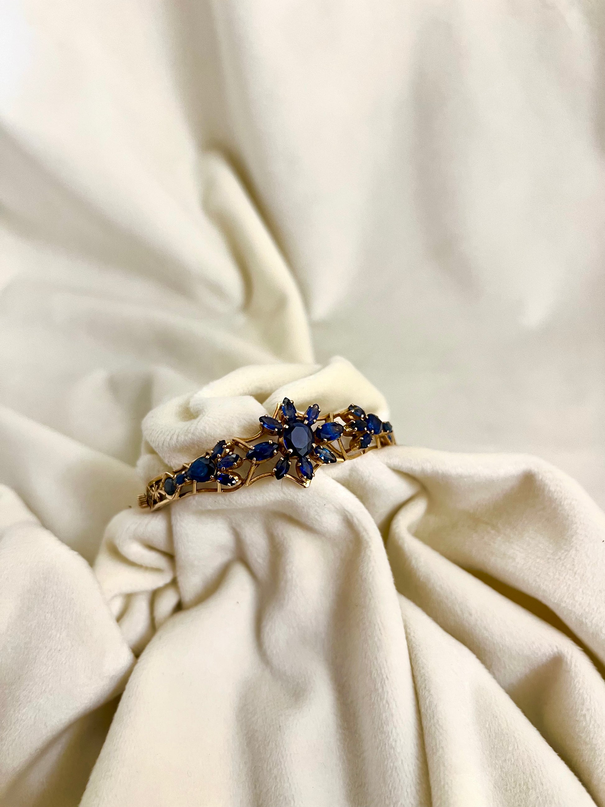 Antikvarinė juvelyrika kaune safyrai auksas 585 14kt vintažas papuošalai