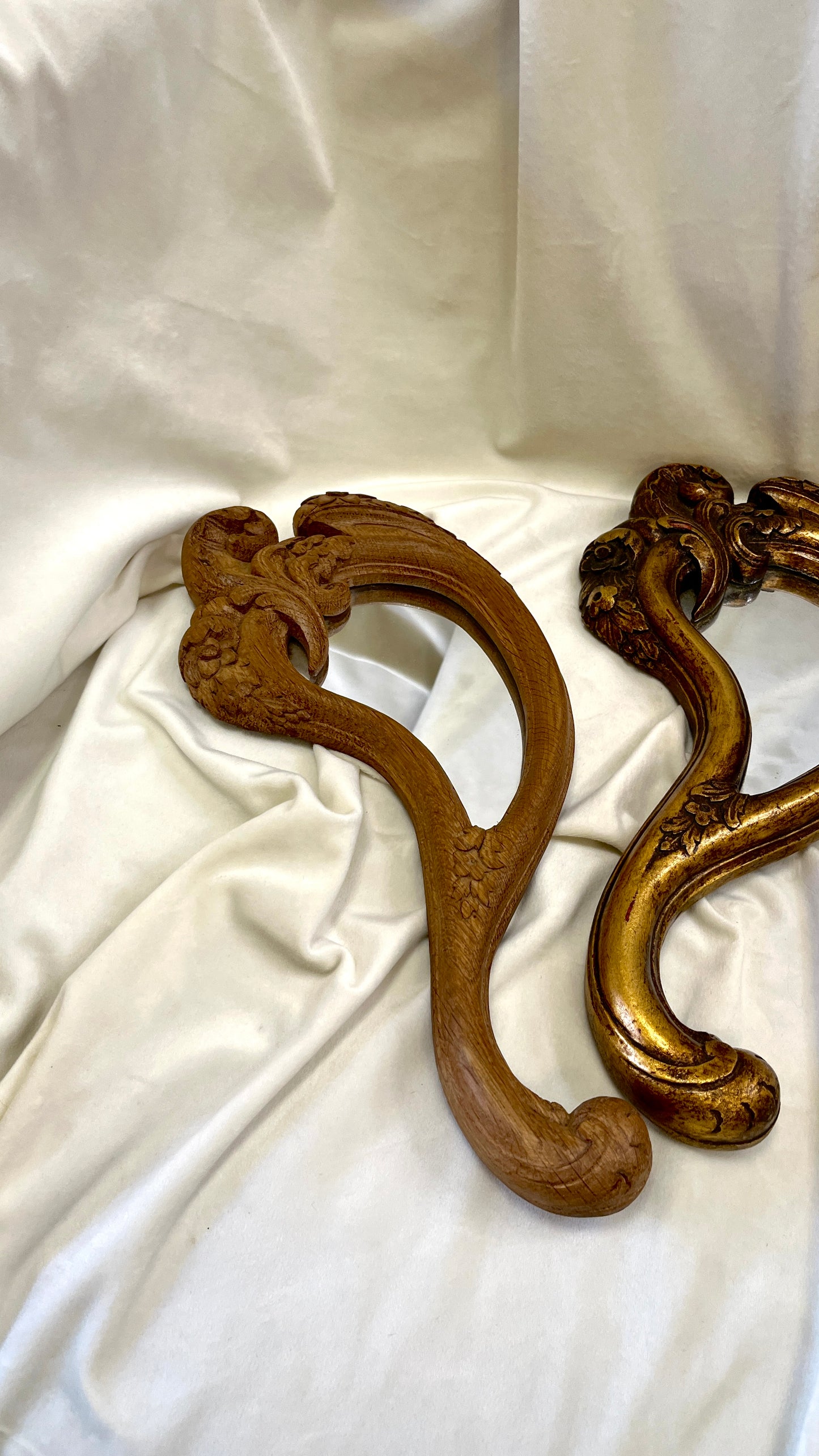 Medinis drožinetas veidrodėlis