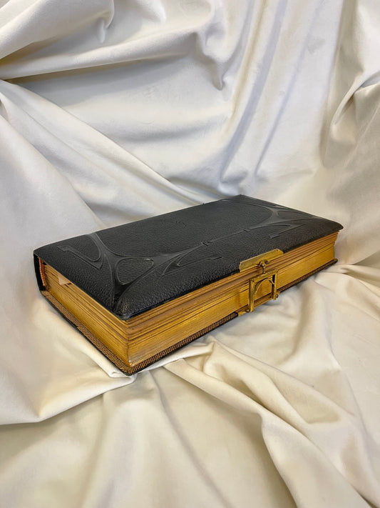 Antikvarinis nuotraukų albumas su odiniu viršeliu