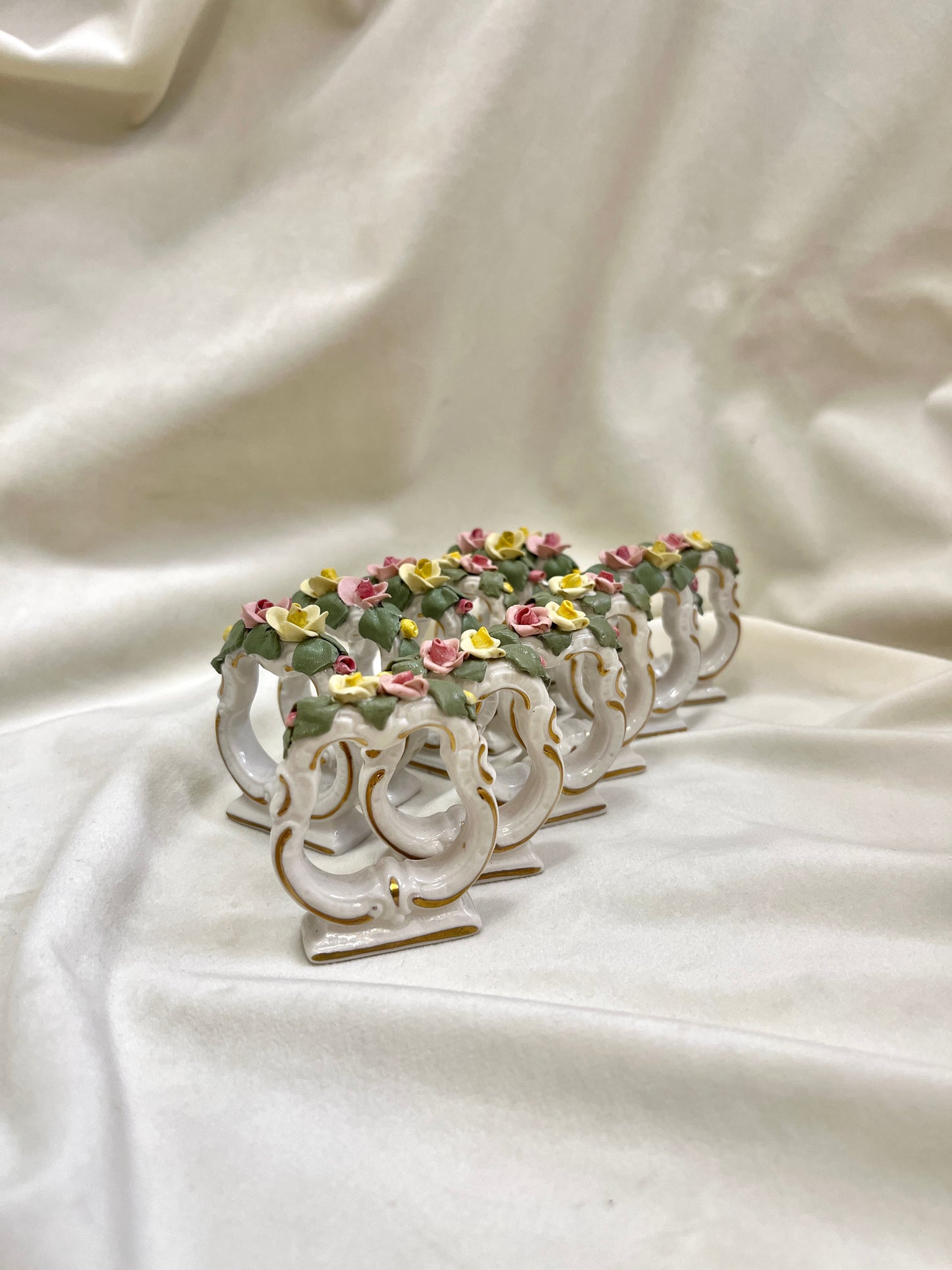 Dresden porceliano servetėlių žiedai (12 vnt.)