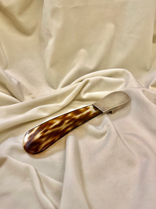 Sidabrinis batų šaukštas