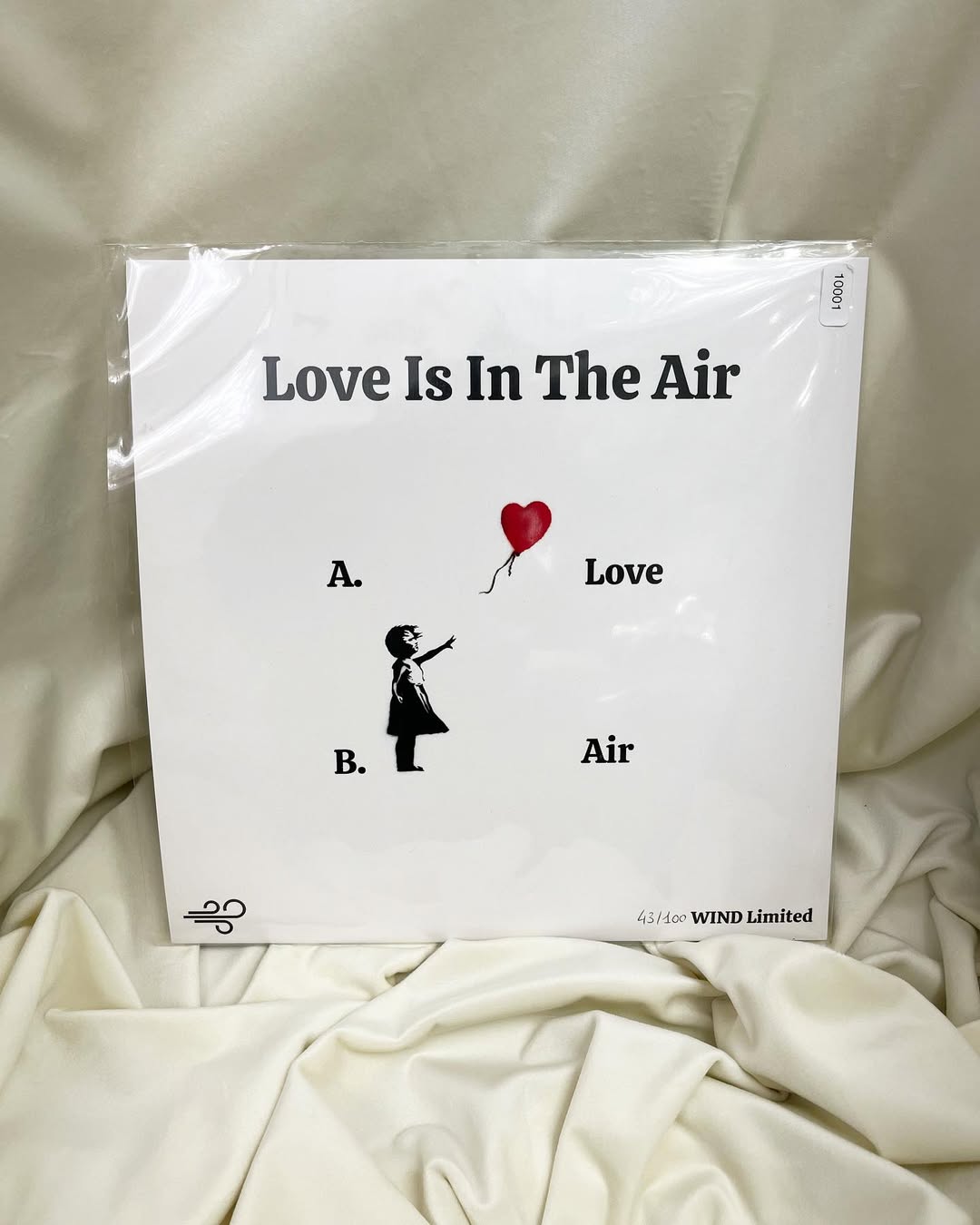 Banksy "Love is The Air" vinilas