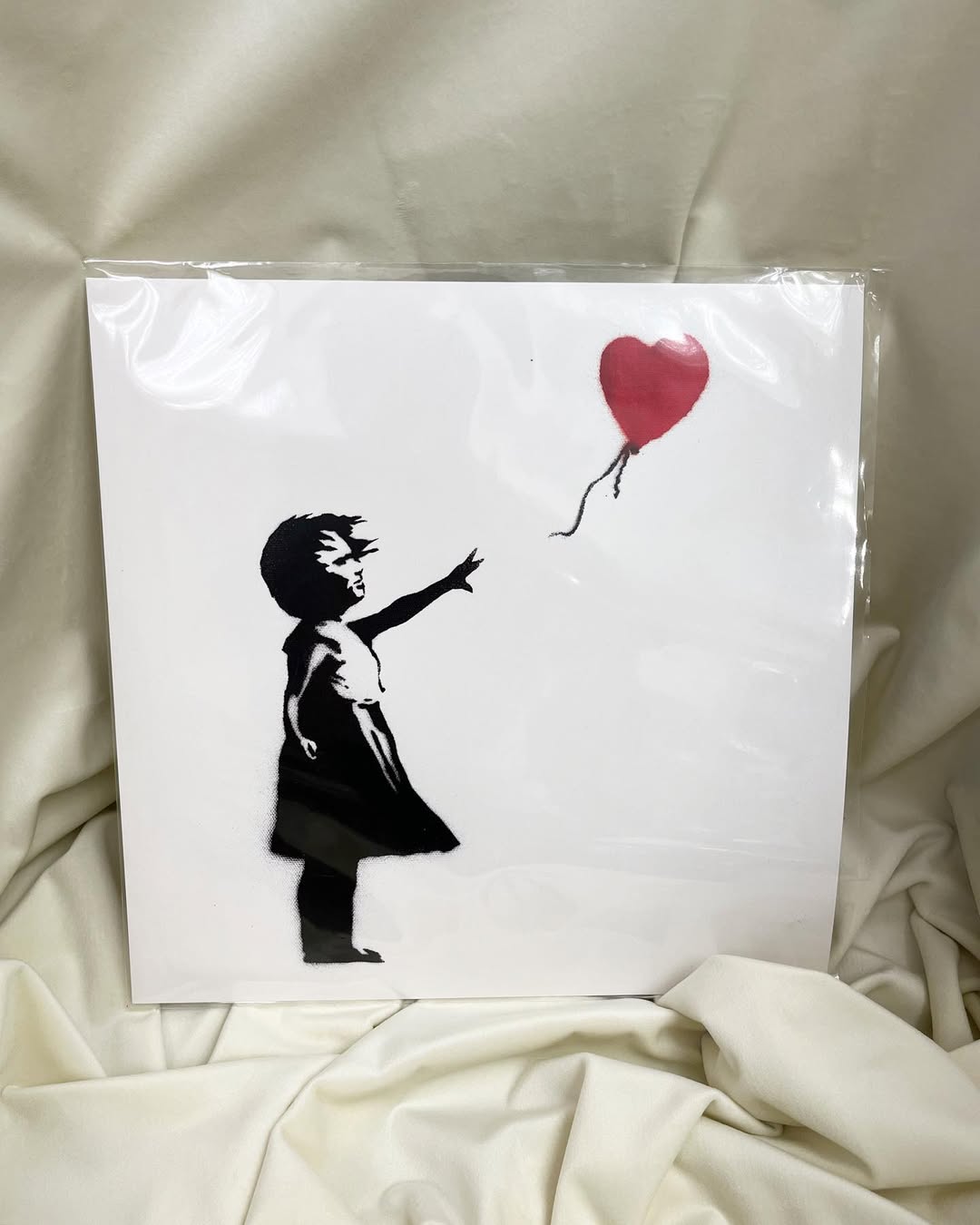 Banksy "Love is The Air" vinilas